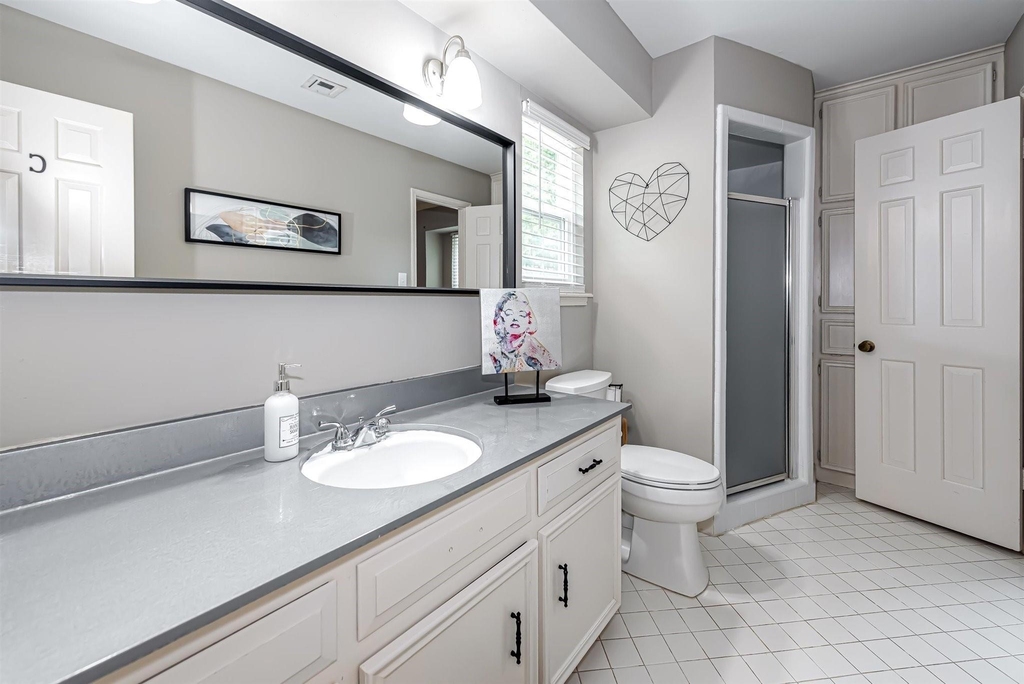 1807 Saddlecreek Drive - Photo 9