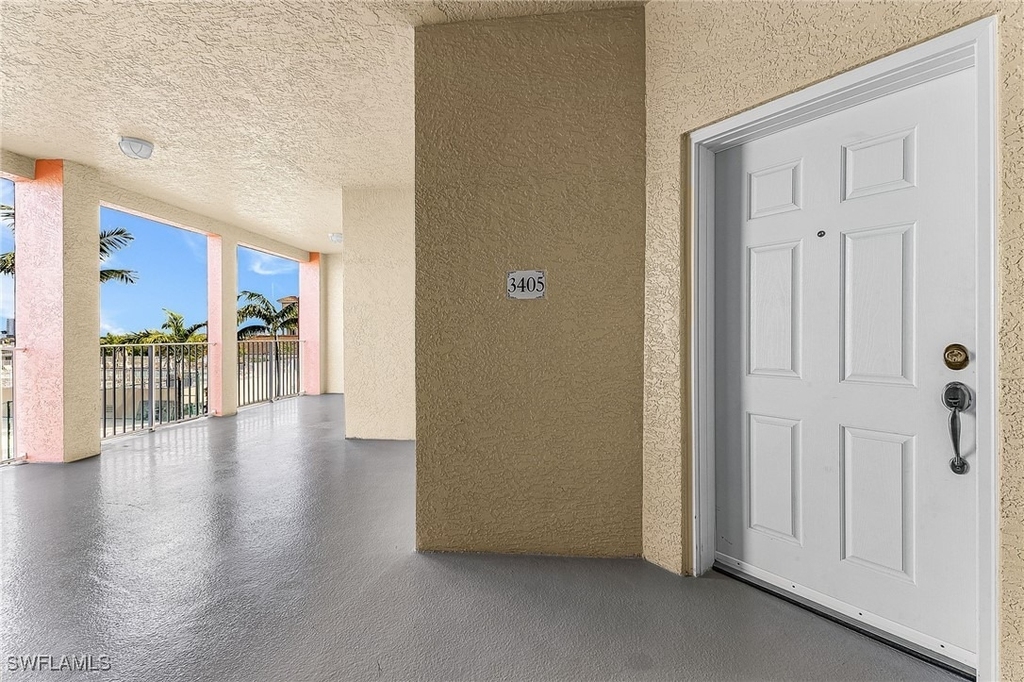 401 Bayfront Place - Photo 2