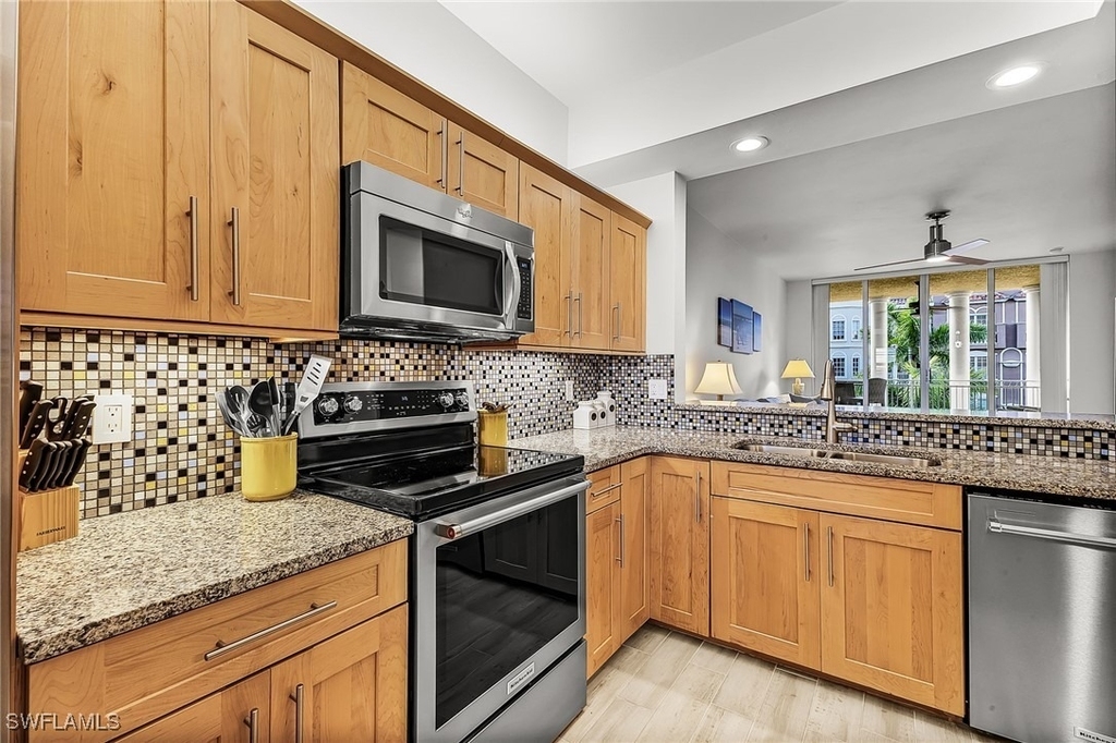 401 Bayfront Place - Photo 6