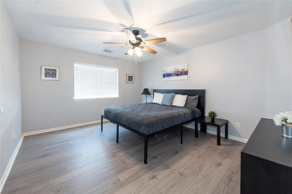 10815 Oak Bayou Lane - Photo 29