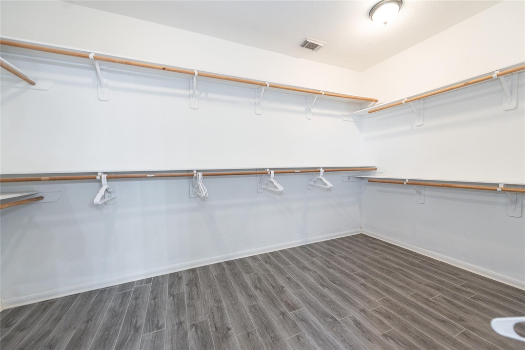 10815 Oak Bayou Lane - Photo 18