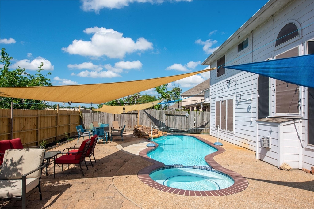 10815 Oak Bayou Lane - Photo 34