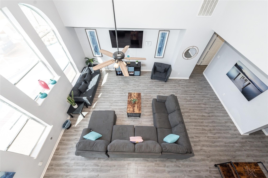 10815 Oak Bayou Lane - Photo 11