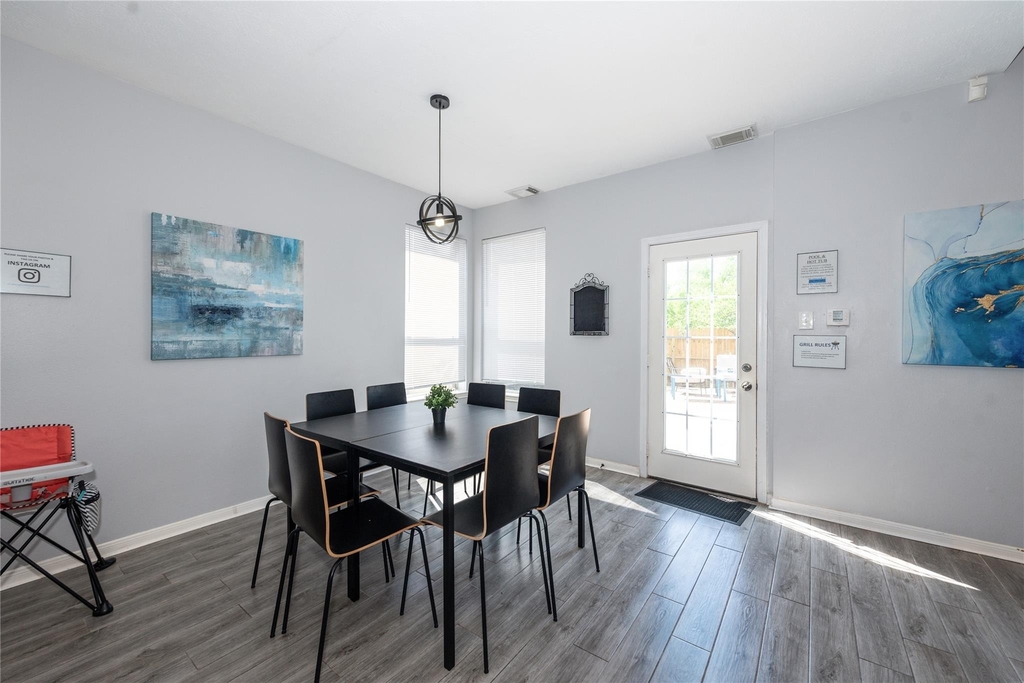 10815 Oak Bayou Lane - Photo 7