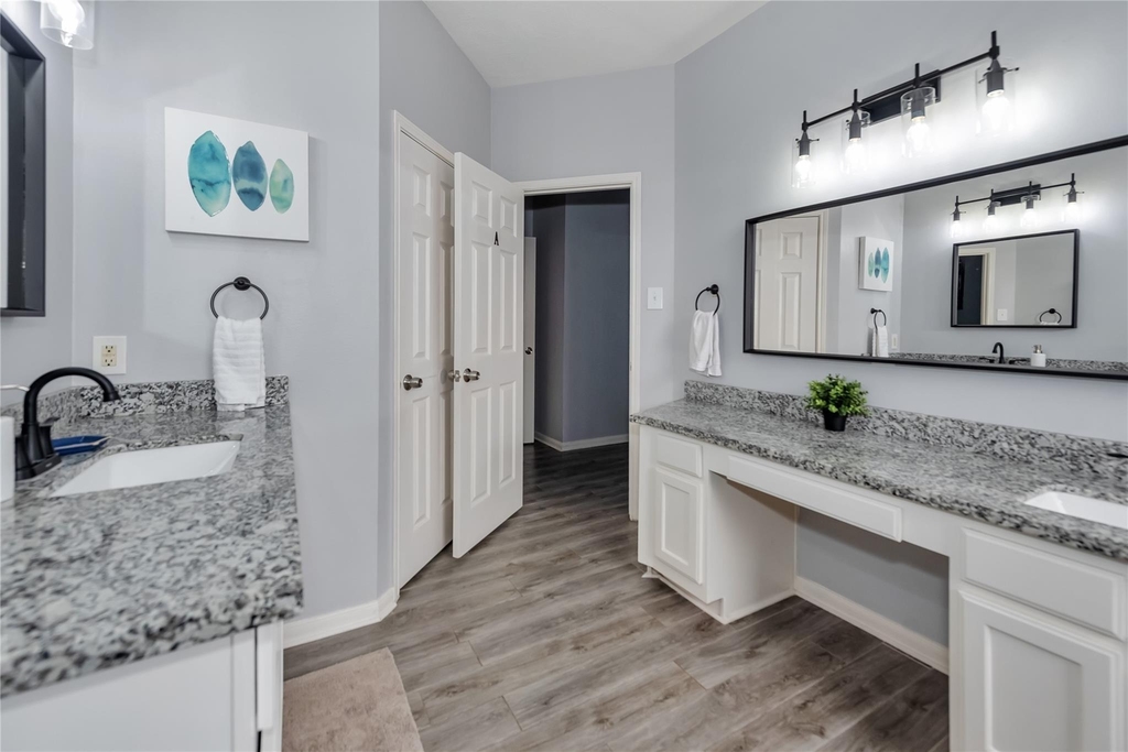 10815 Oak Bayou Lane - Photo 25
