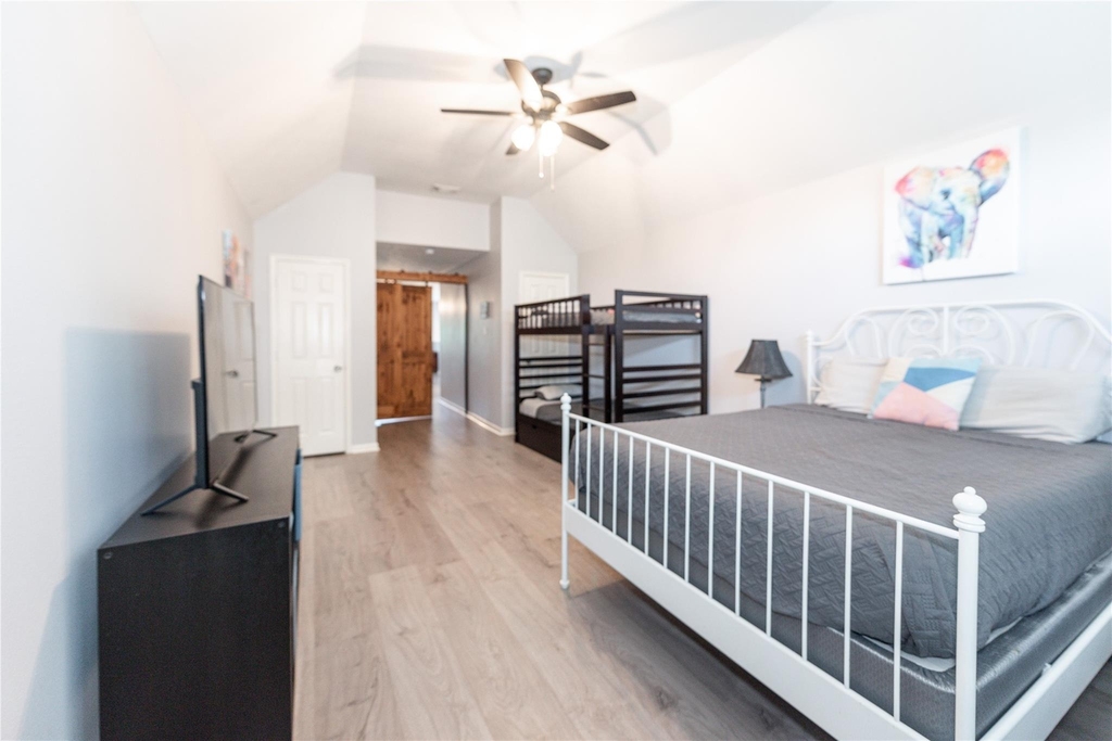 10815 Oak Bayou Lane - Photo 14