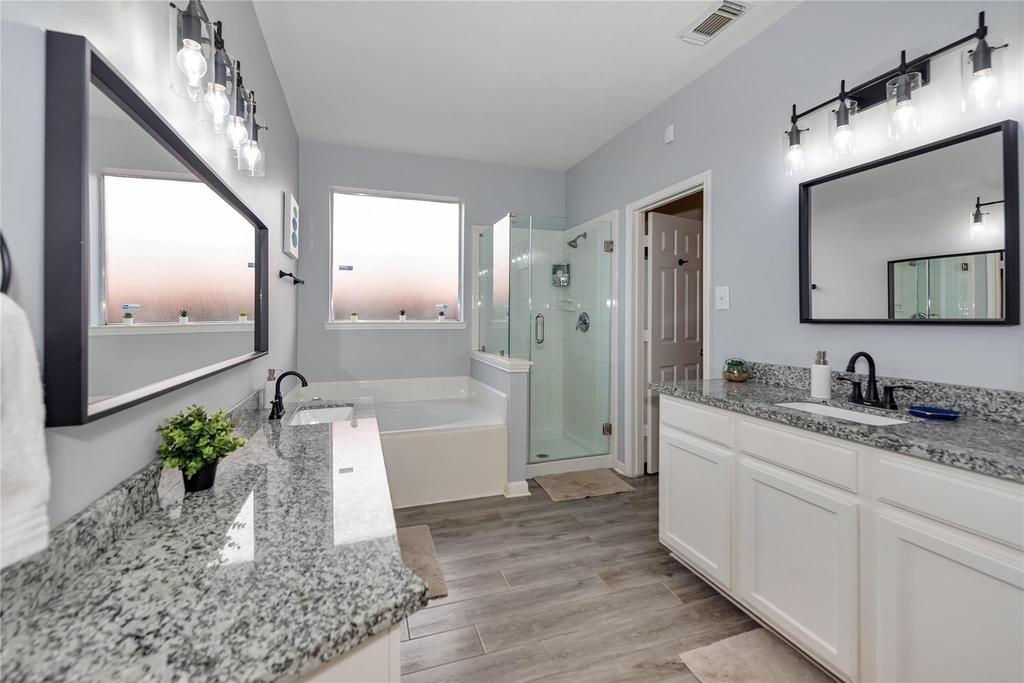 10815 Oak Bayou Lane - Photo 24
