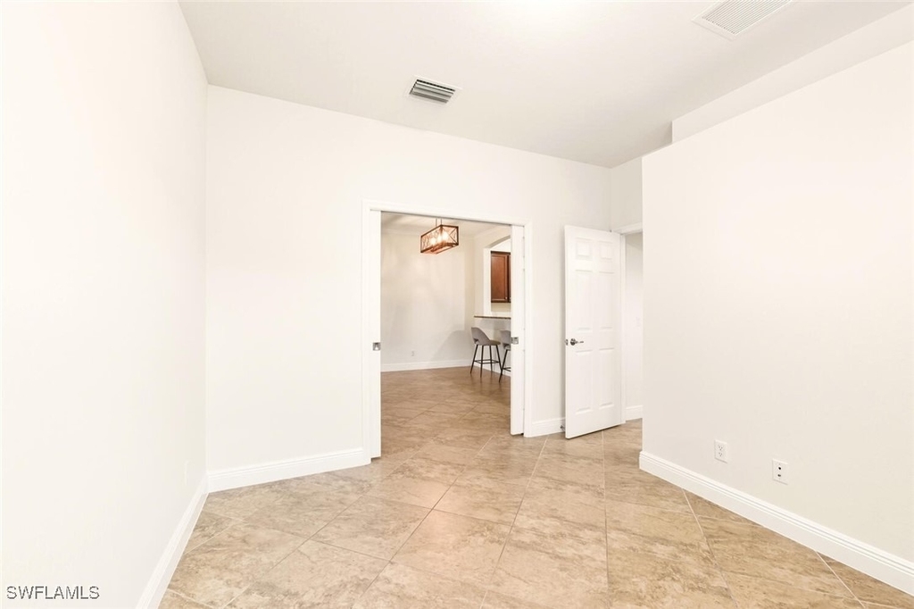 2080 Wellington Street - Photo 16