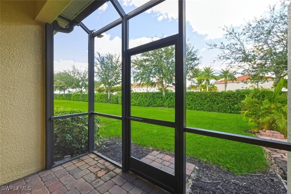 2080 Wellington Street - Photo 18