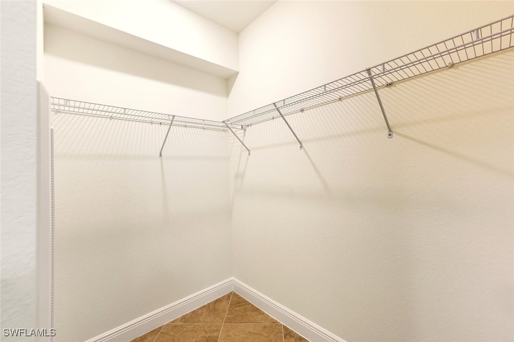 2080 Wellington Street - Photo 12