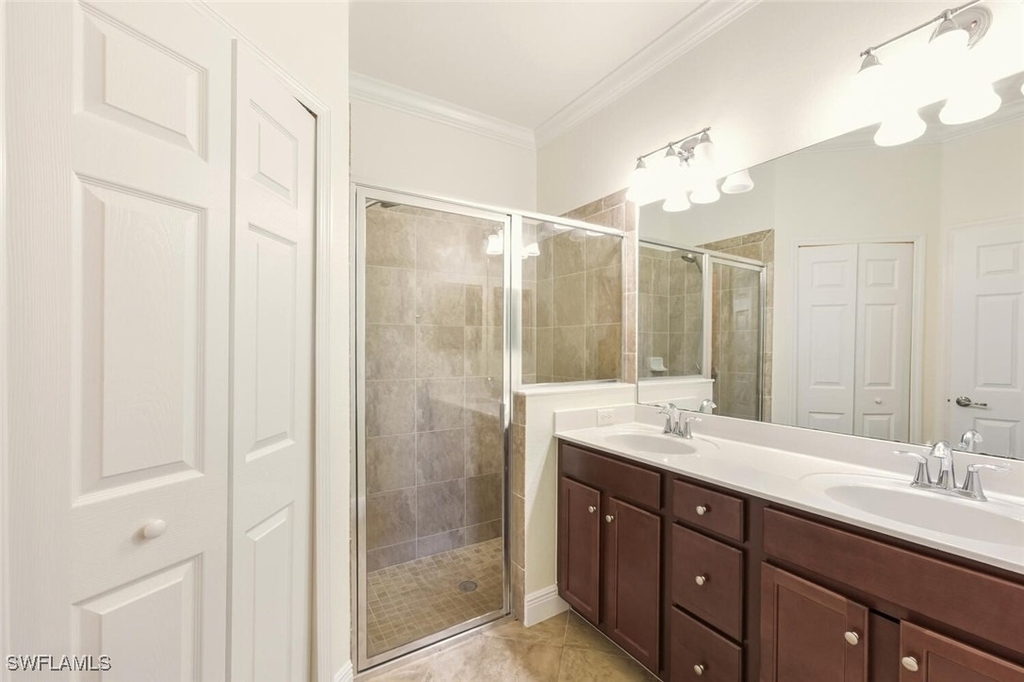 2080 Wellington Street - Photo 11