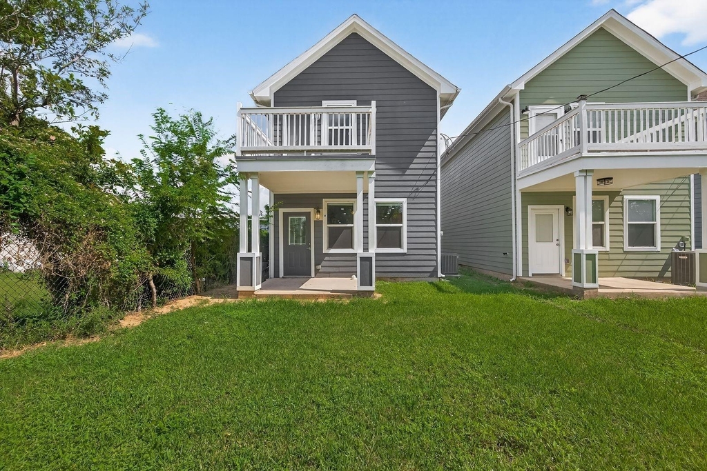 714 Zoe Street - Photo 8