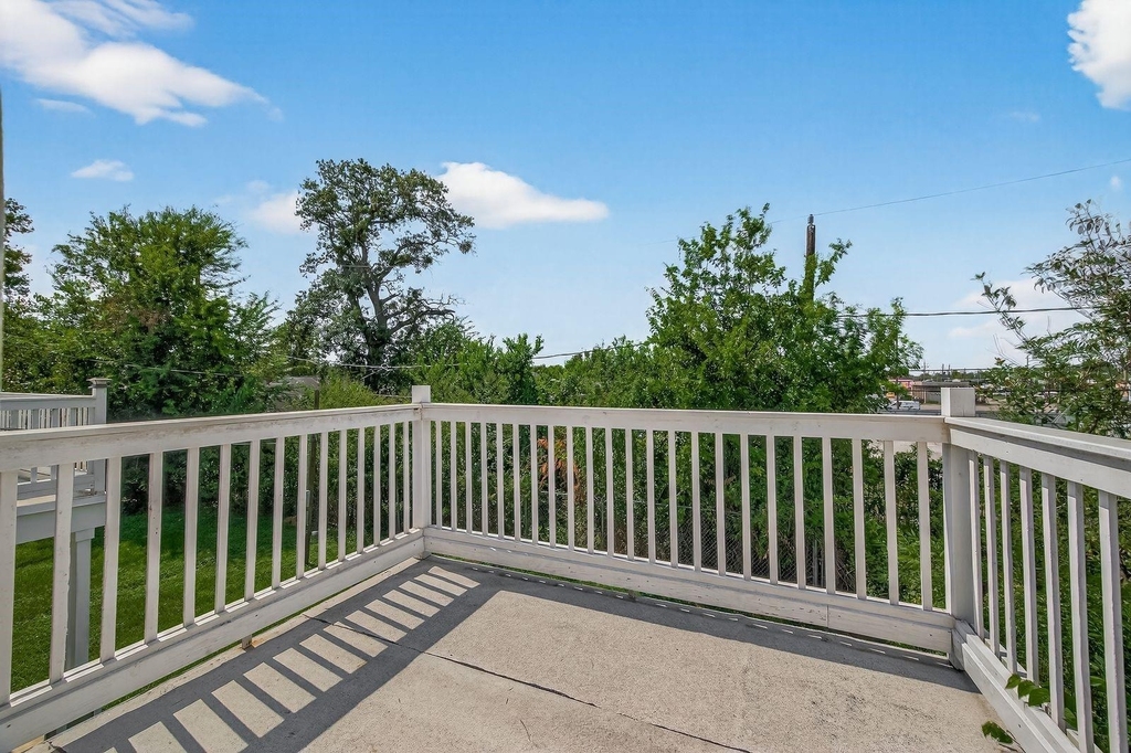714 Zoe Street - Photo 27