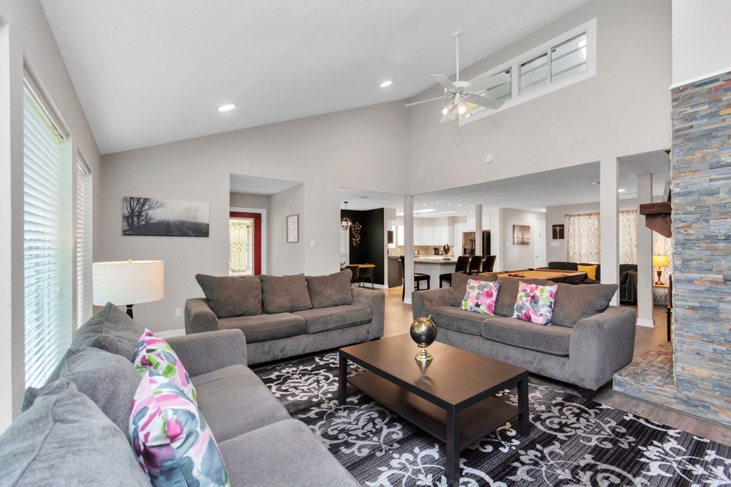 902 Golden Bear Lane - Photo 1