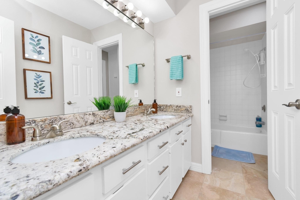 902 Golden Bear Lane - Photo 20