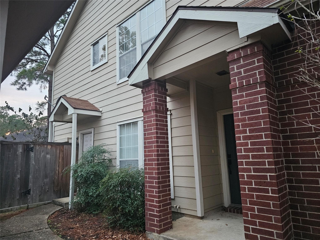 35 S Avonlea Circle - Photo 1