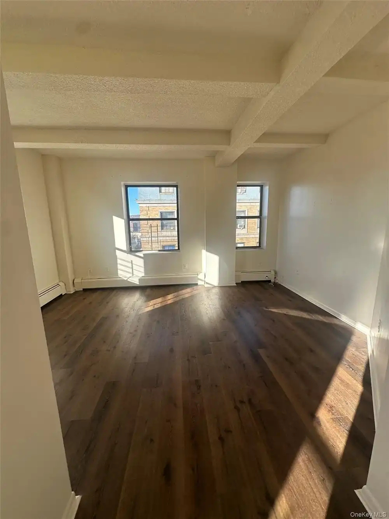 27 Ludlow Street - Photo 2