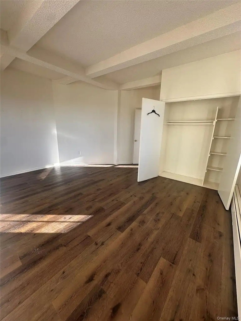 27 Ludlow Street - Photo 3