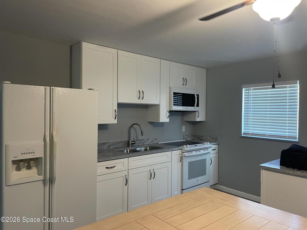 3600 Aurora Road - Photo 1