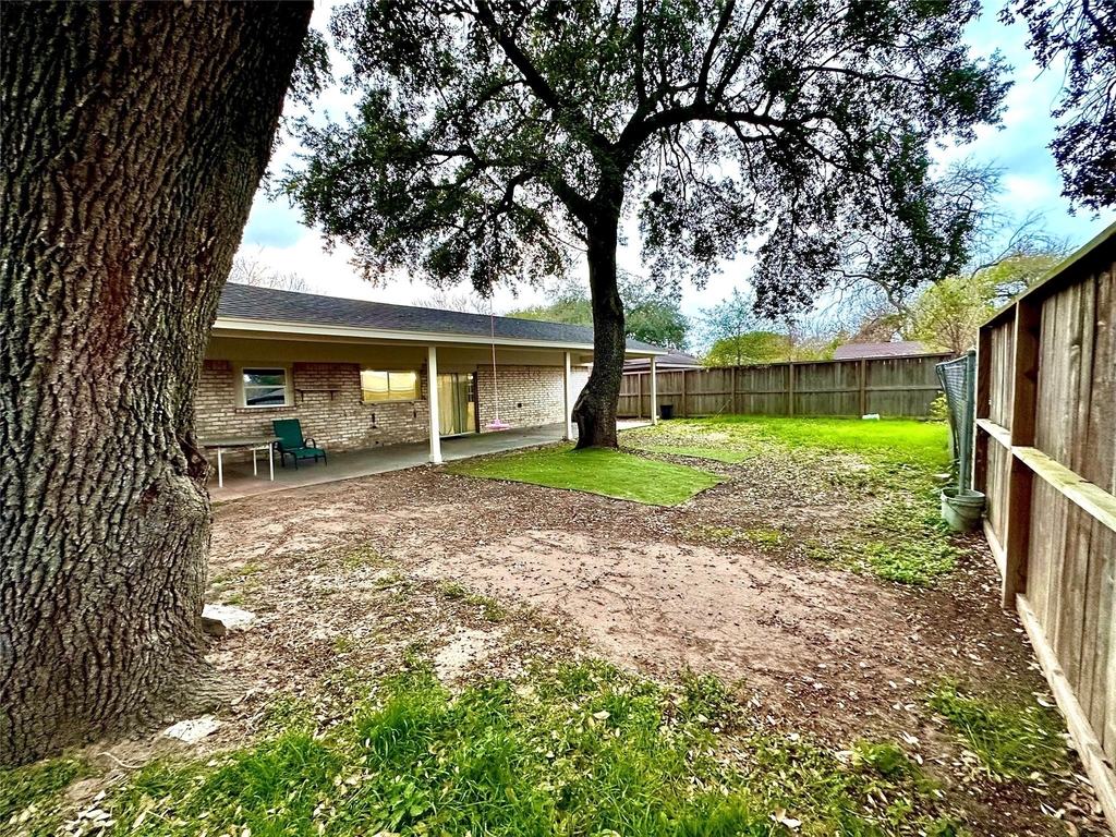 7754 Bunker Wood Lane - Photo 17