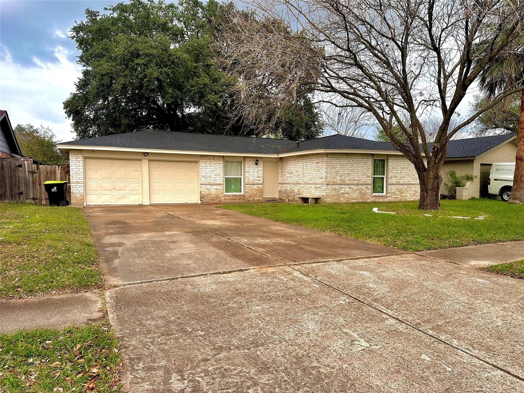 7754 Bunker Wood Lane - Photo 0