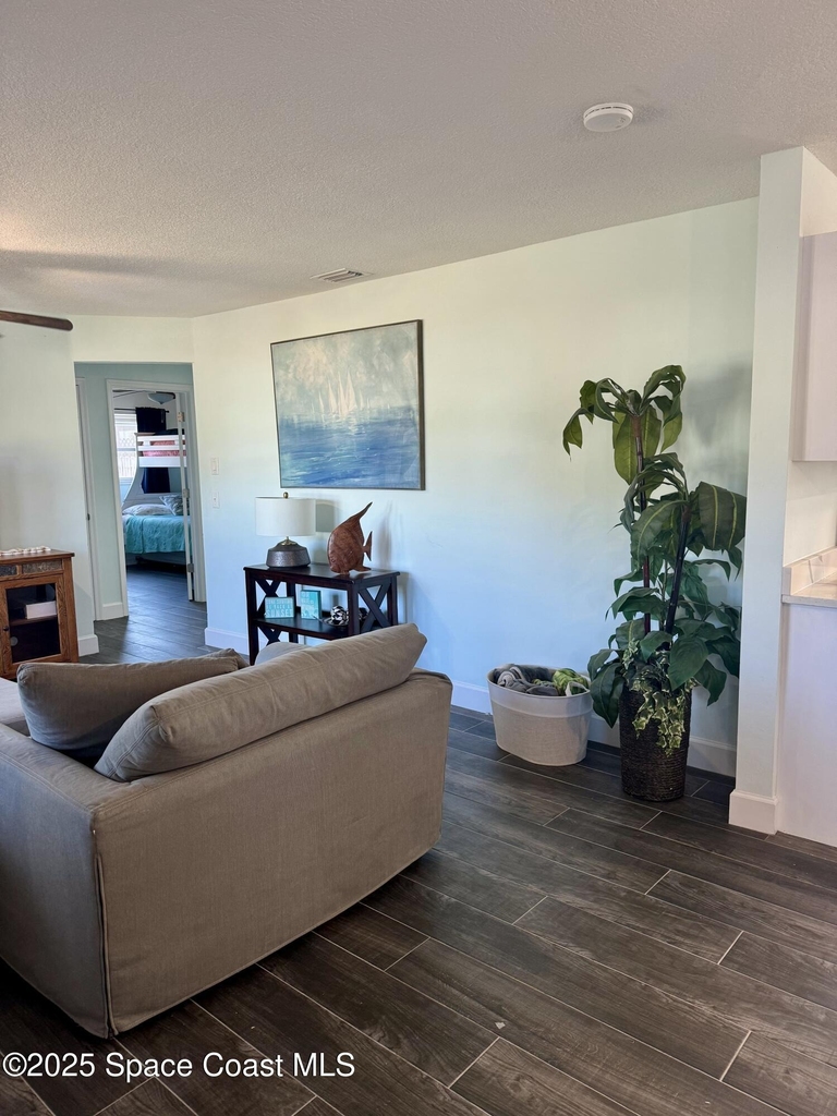 216 Ne 3rd Street - Photo 10