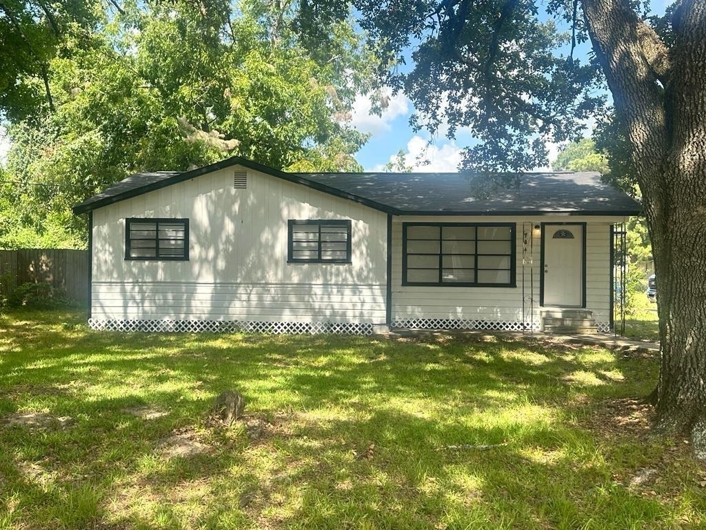 125 Kellum Street - Photo 0