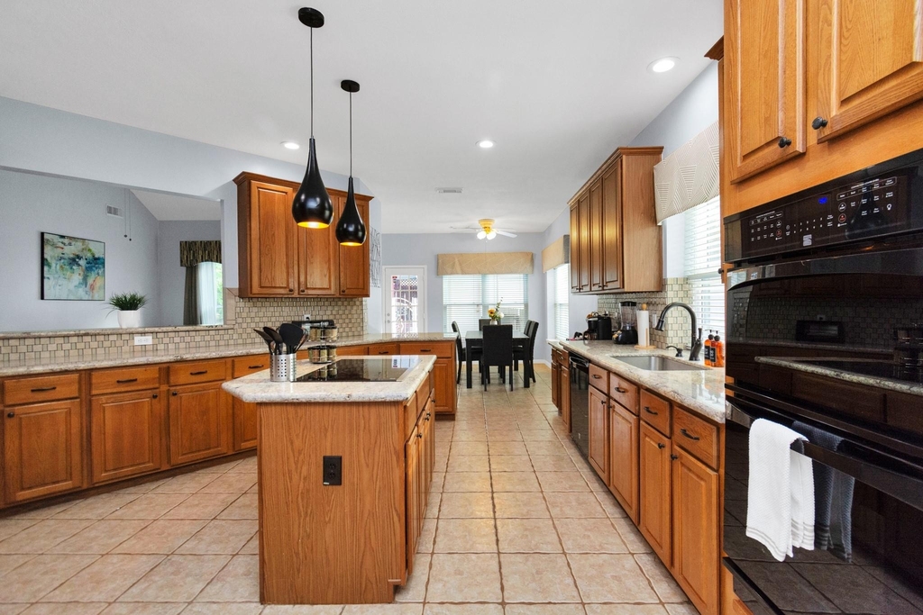 19722 Cherry Oaks Lane - Photo 2