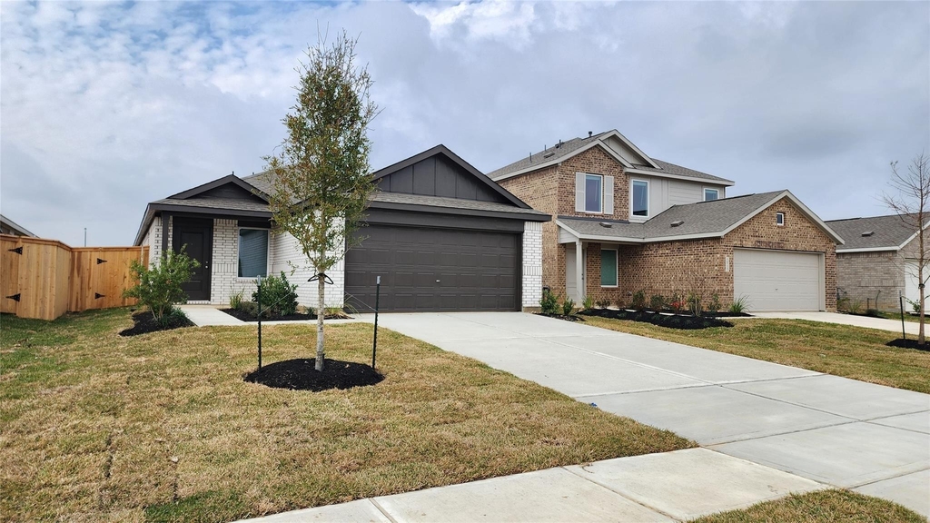 16723 Old Wagon Way - Photo 1