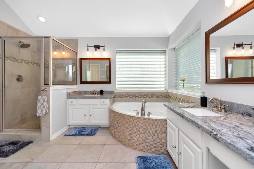 10007 Hickory Trail Lane - Photo 19