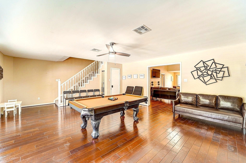 8111 Pine Green Lane - Photo 12