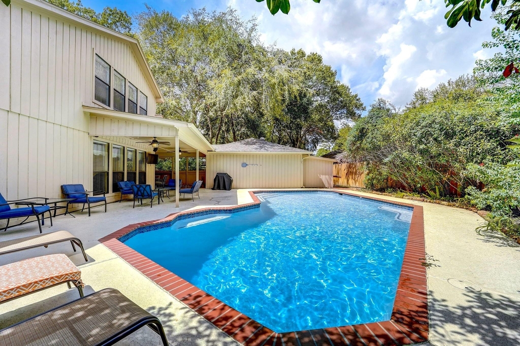 8111 Pine Green Lane - Photo 44