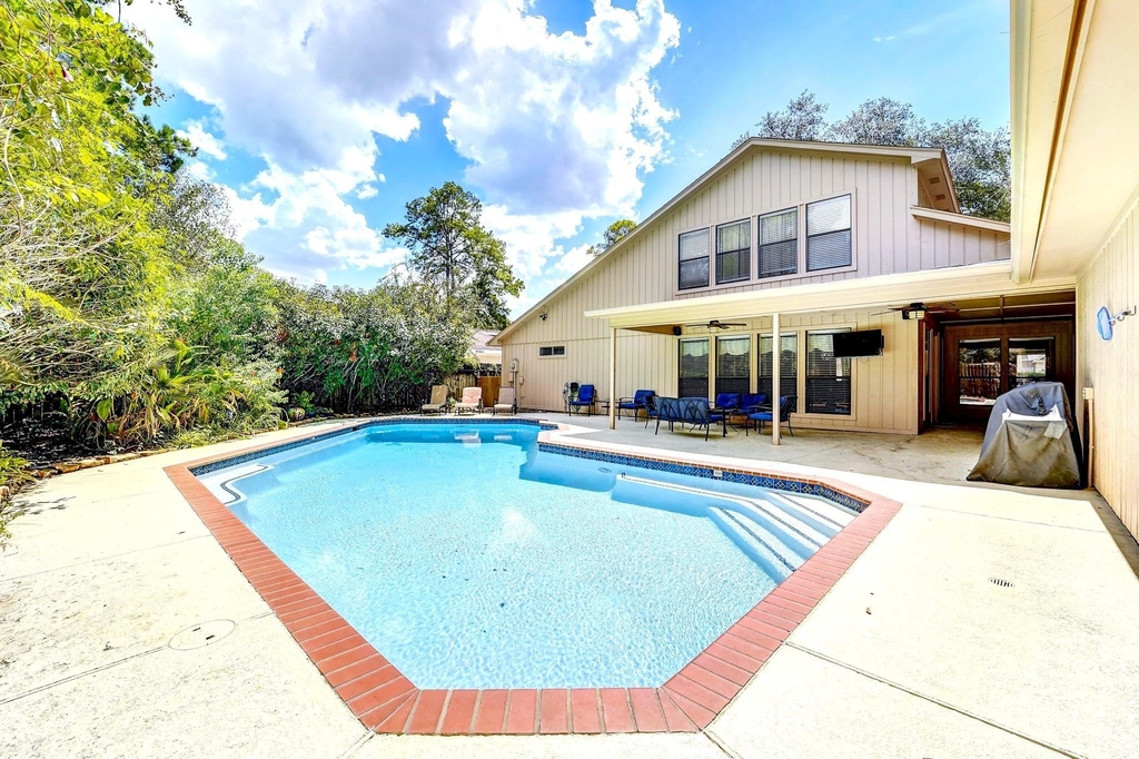 8111 Pine Green Lane - Photo 43