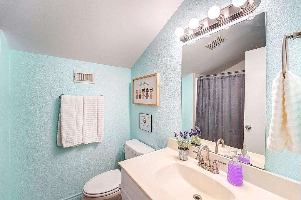 8111 Pine Green Lane - Photo 26