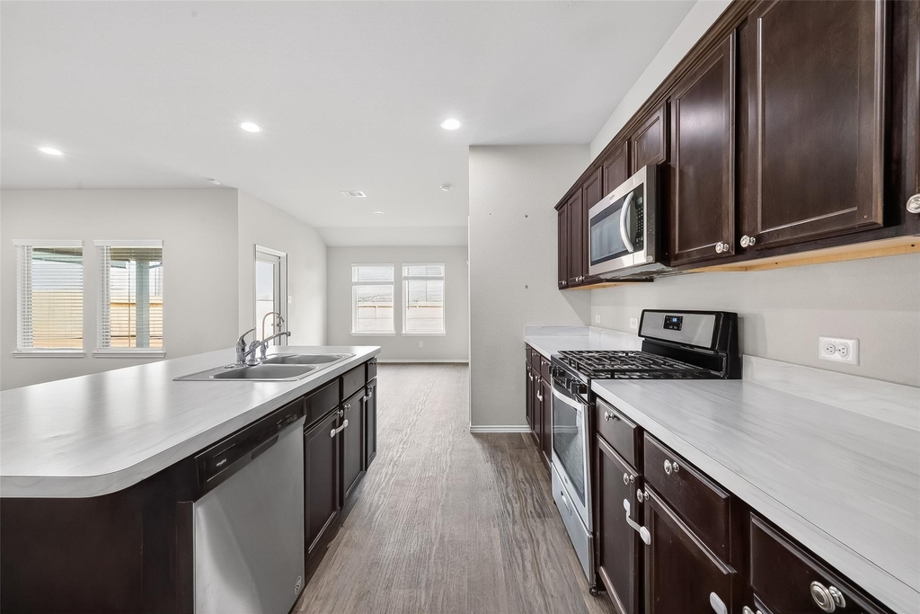 20926 Belmont Village Way - Photo 11