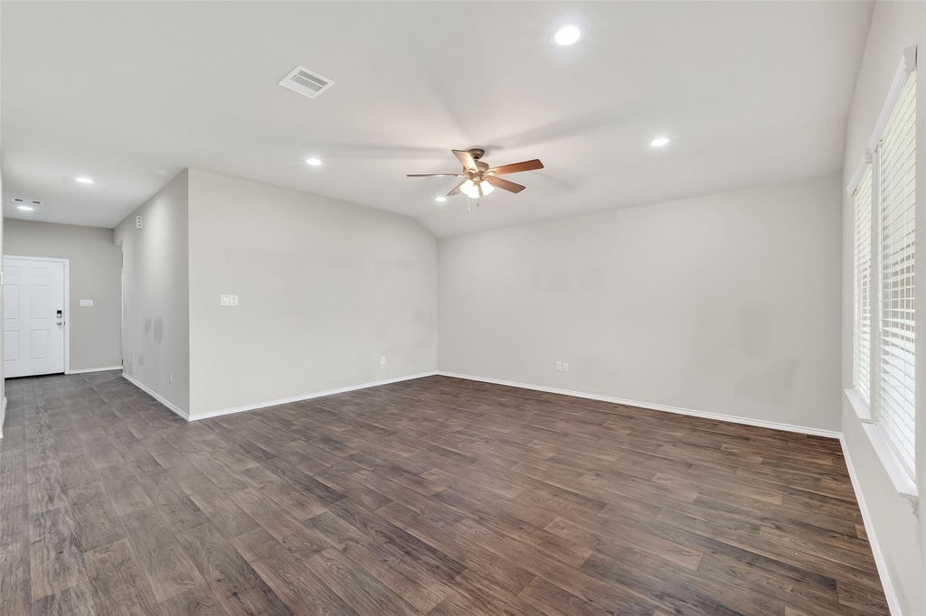 20926 Belmont Village Way - Photo 32