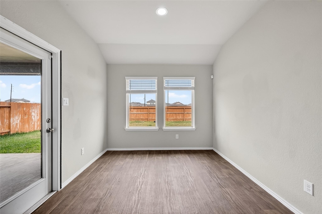 20926 Belmont Village Way - Photo 29