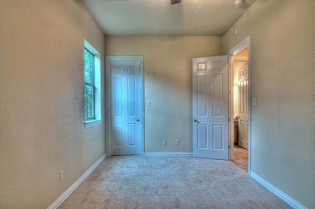 3505 Jackson Street - Photo 4
