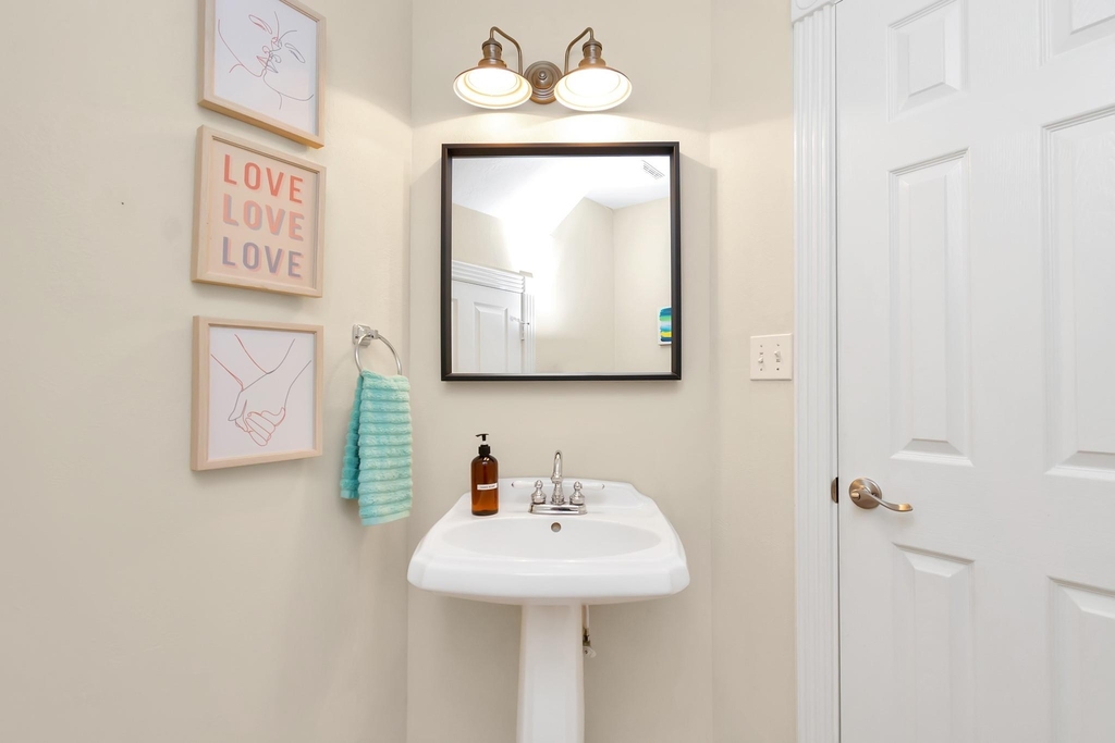 1730 Lakeshore Drive - Photo 24