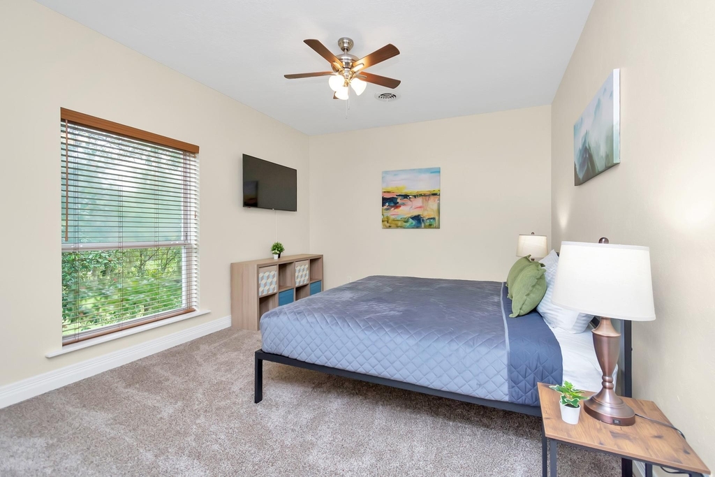 1730 Lakeshore Drive - Photo 25