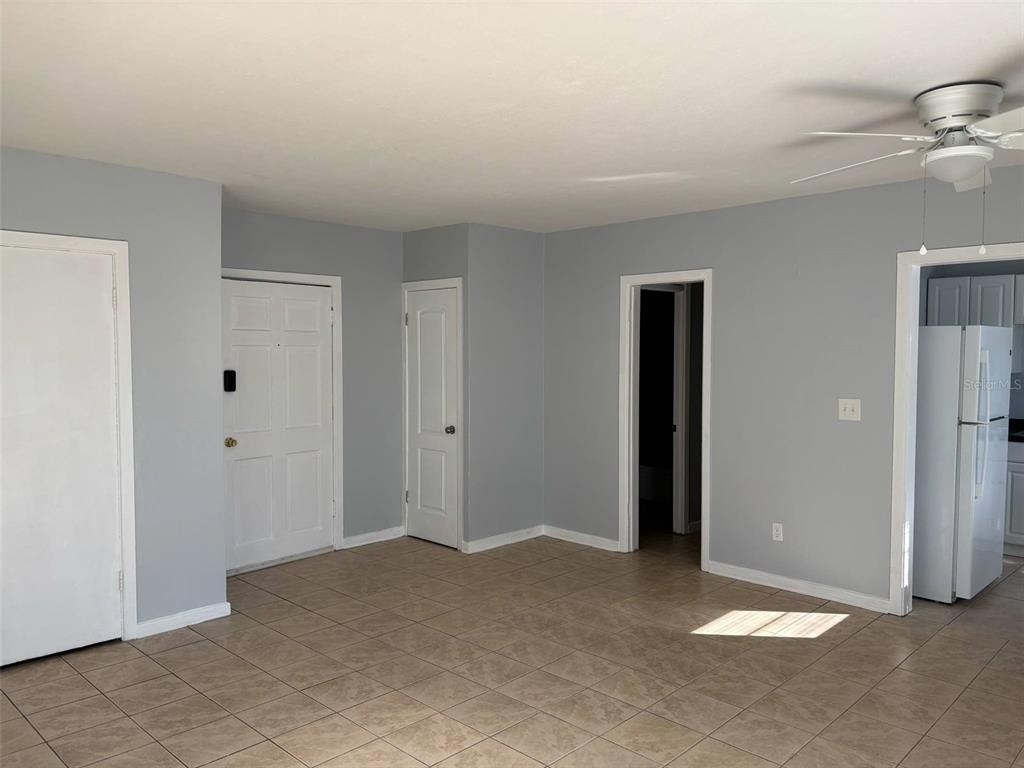 310 Farnol Street Sw - Photo 3