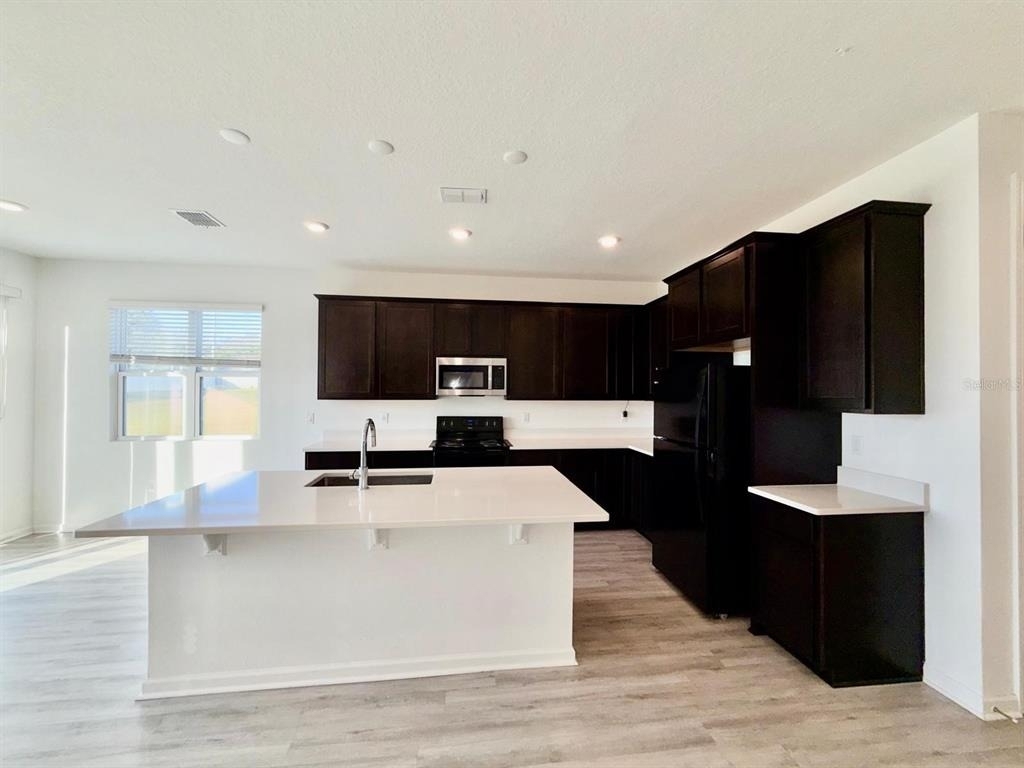 1209 Mattie Pointe Boulevard - Photo 7
