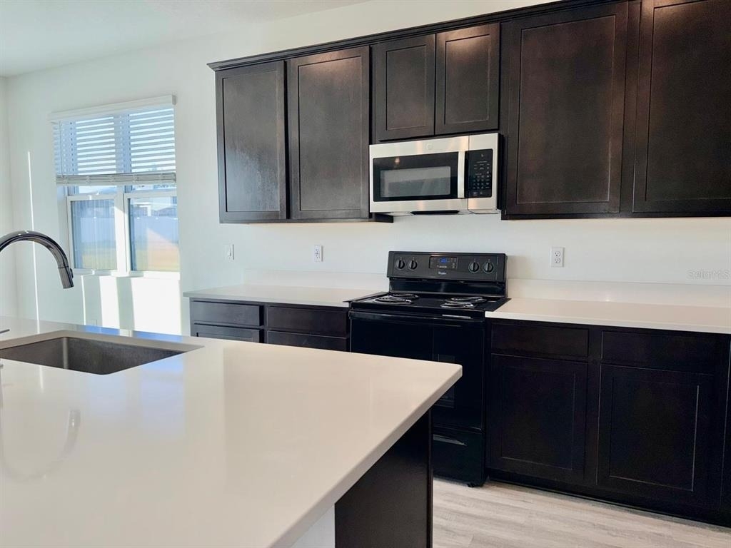 1209 Mattie Pointe Boulevard - Photo 9