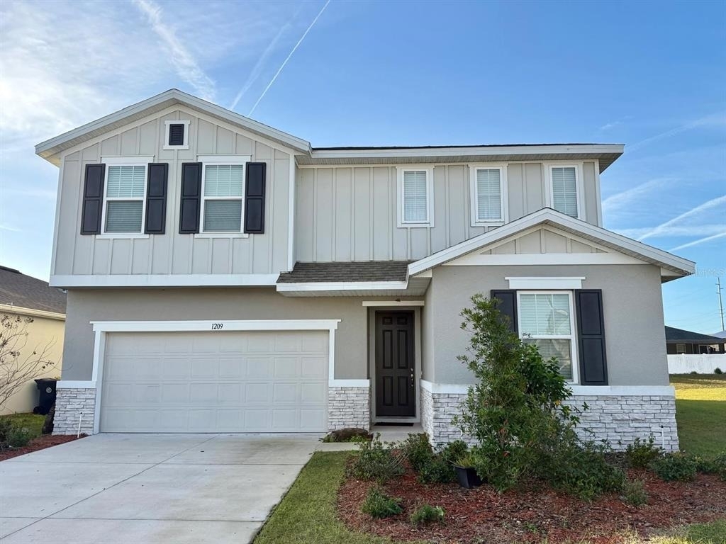1209 Mattie Pointe Boulevard - Photo 0