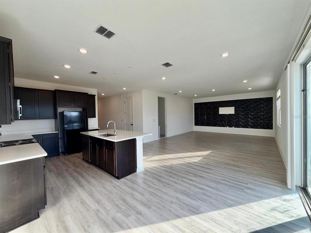 1209 Mattie Pointe Boulevard - Photo 5