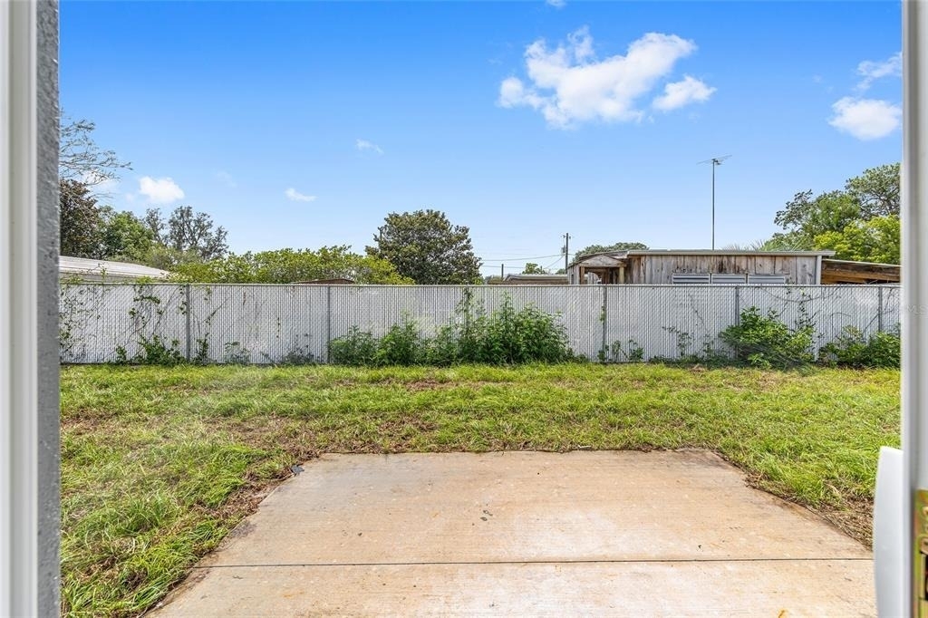 654 Ne 130th Court - Photo 31