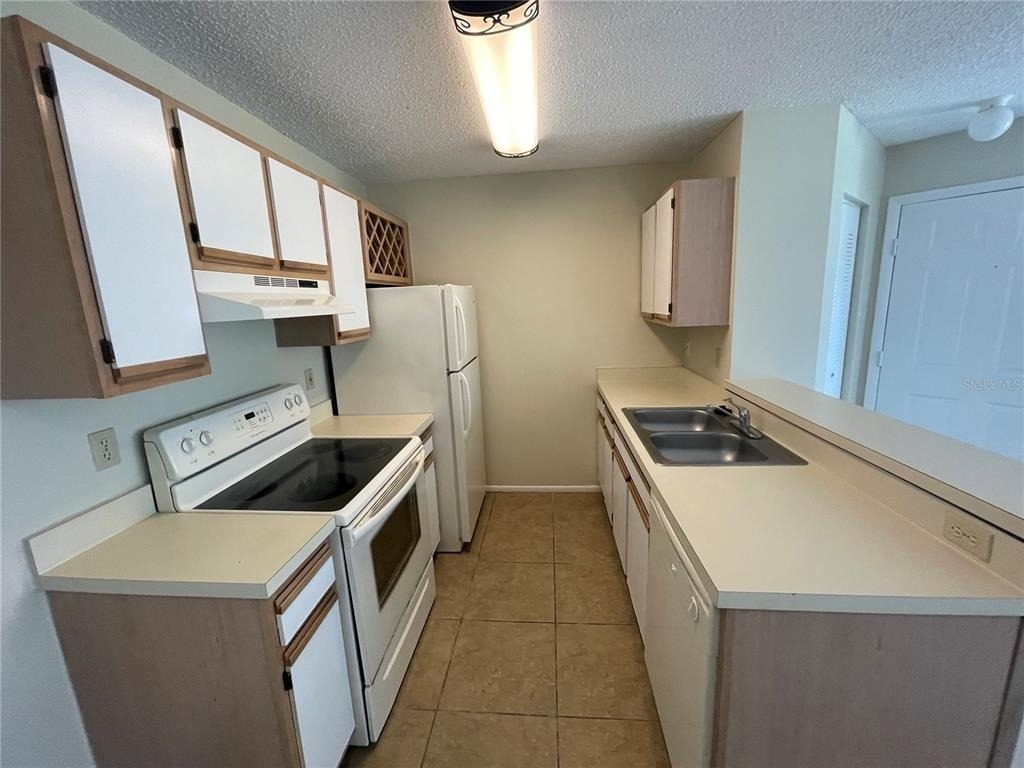 711 Sugar Bay Way - Photo 2