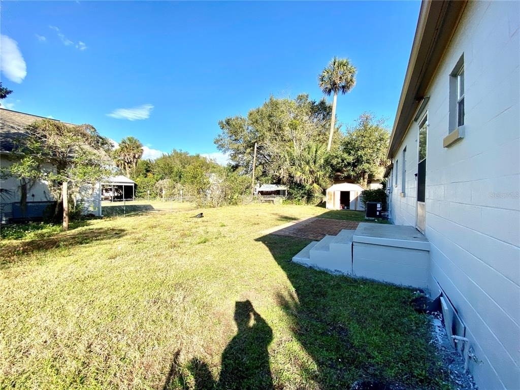 265 W Bay Avenue - Photo 15