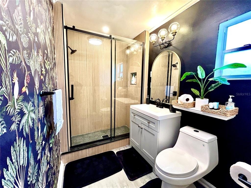 265 W Bay Avenue - Photo 10
