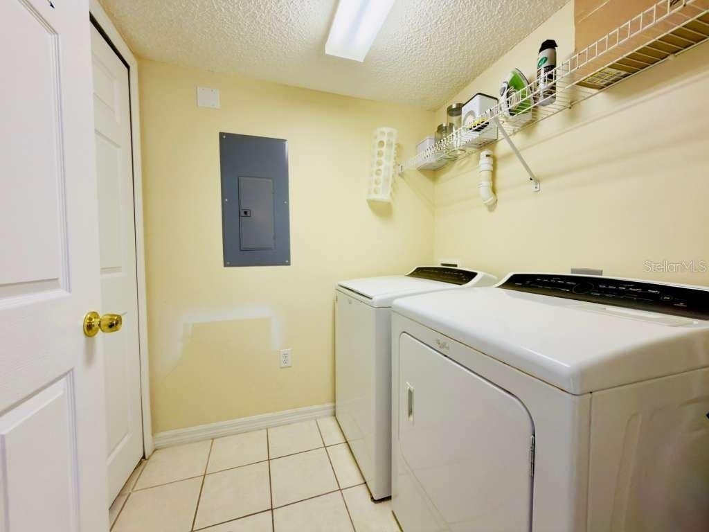 8439 Crystal Cove Loop - Photo 19
